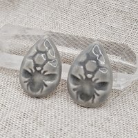 Honey Bee Drop Artisan Ceramic Cabochons, Pastel Gray, one piece