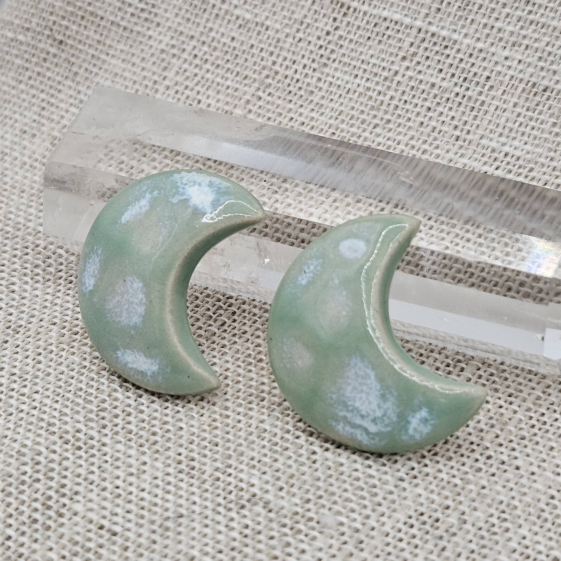 Moon Artisan Ceramic Cabochons, Mint Opal, one piece
