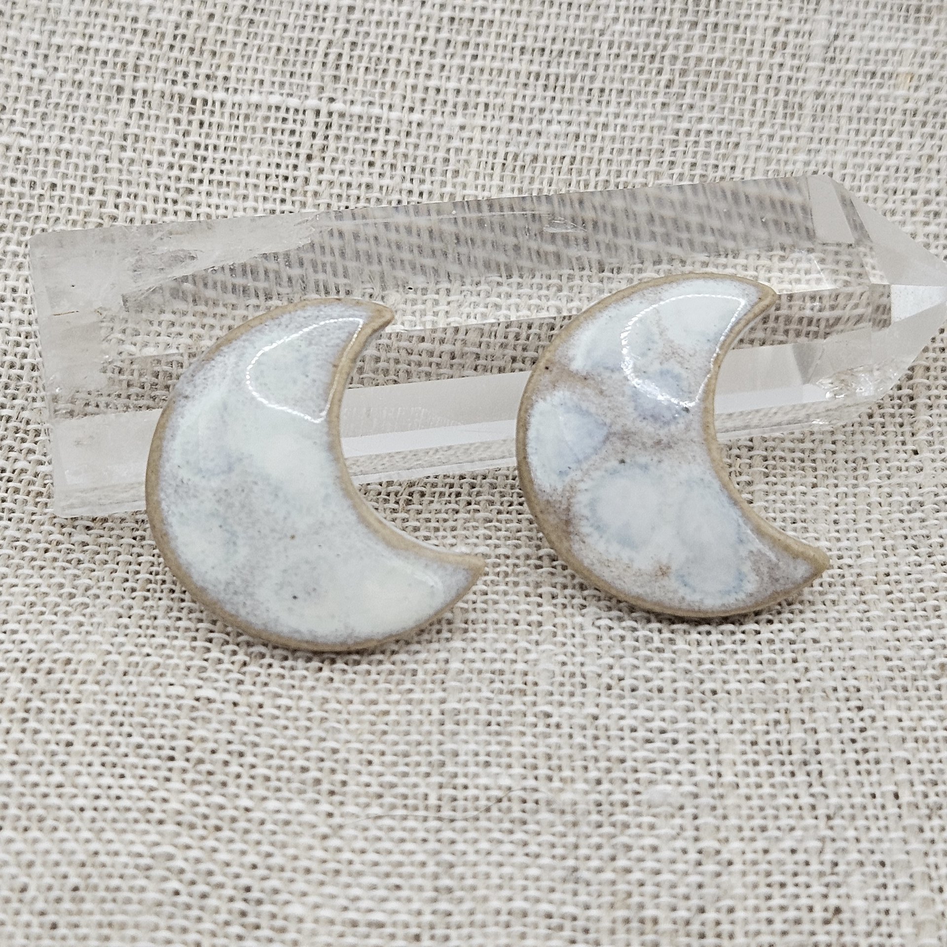 Moon Artisan Ceramic Cabochons, Beige White, one piece