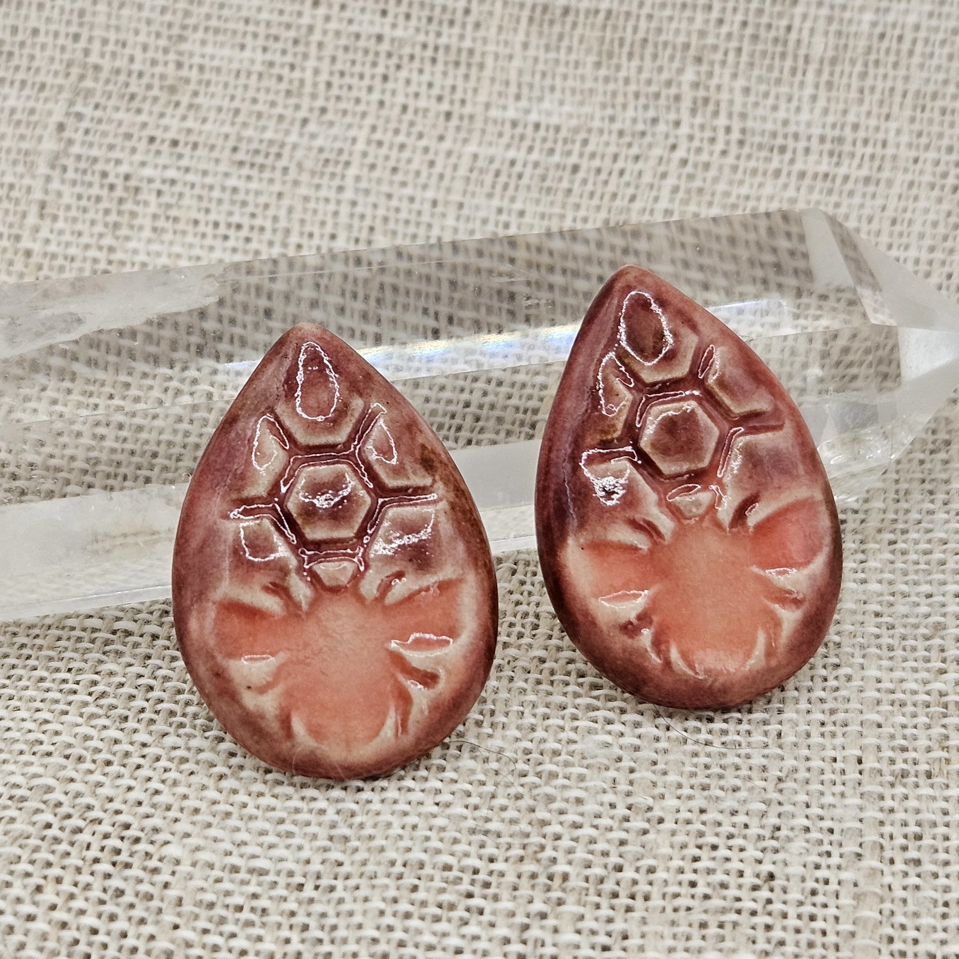 Honey Bee Drop Artisan Ceramic Cabochons, Pink / Brownish Rose, one piece