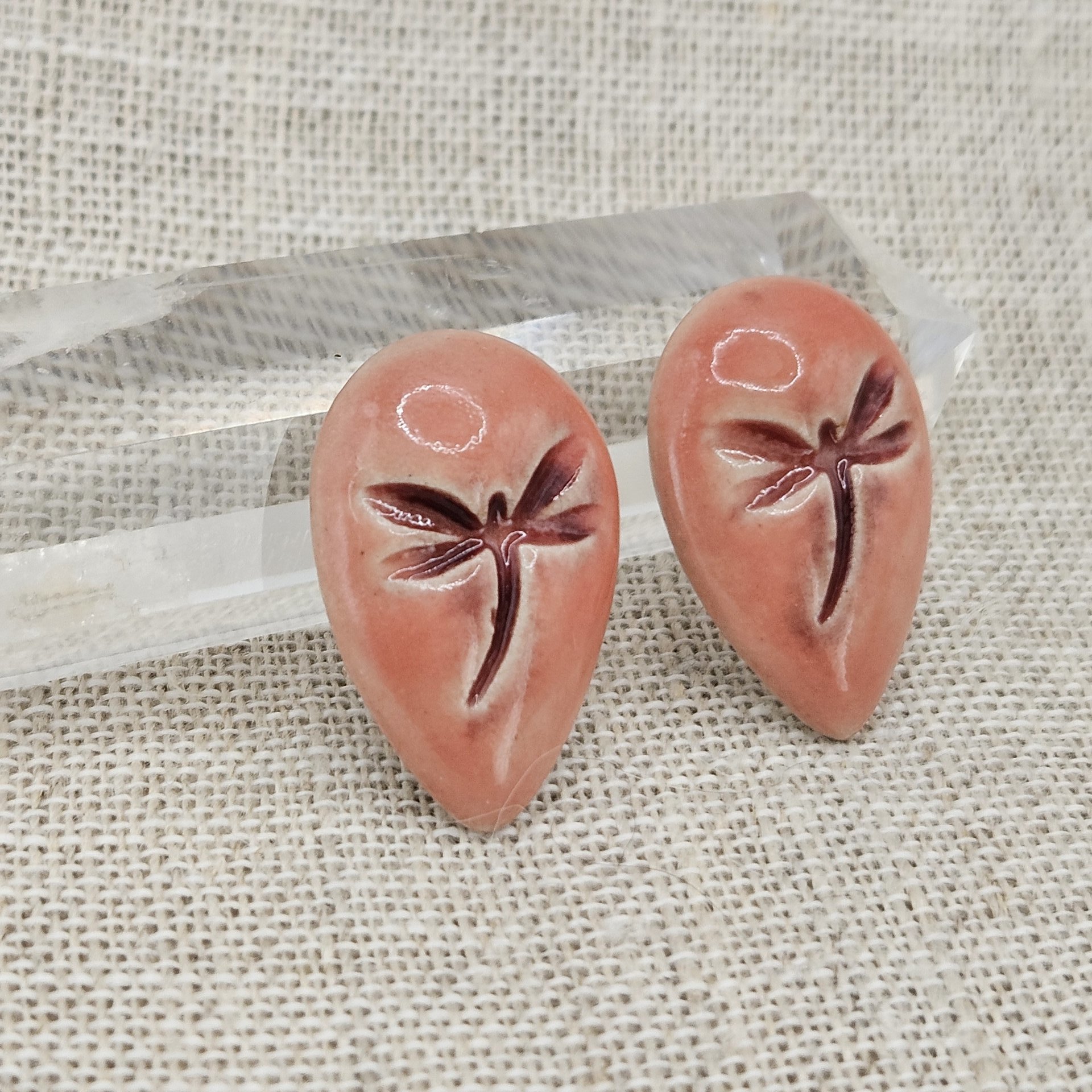 Dragonfly Drop Artisan Ceramic Cabochons, Pink/Old Rose, one piece