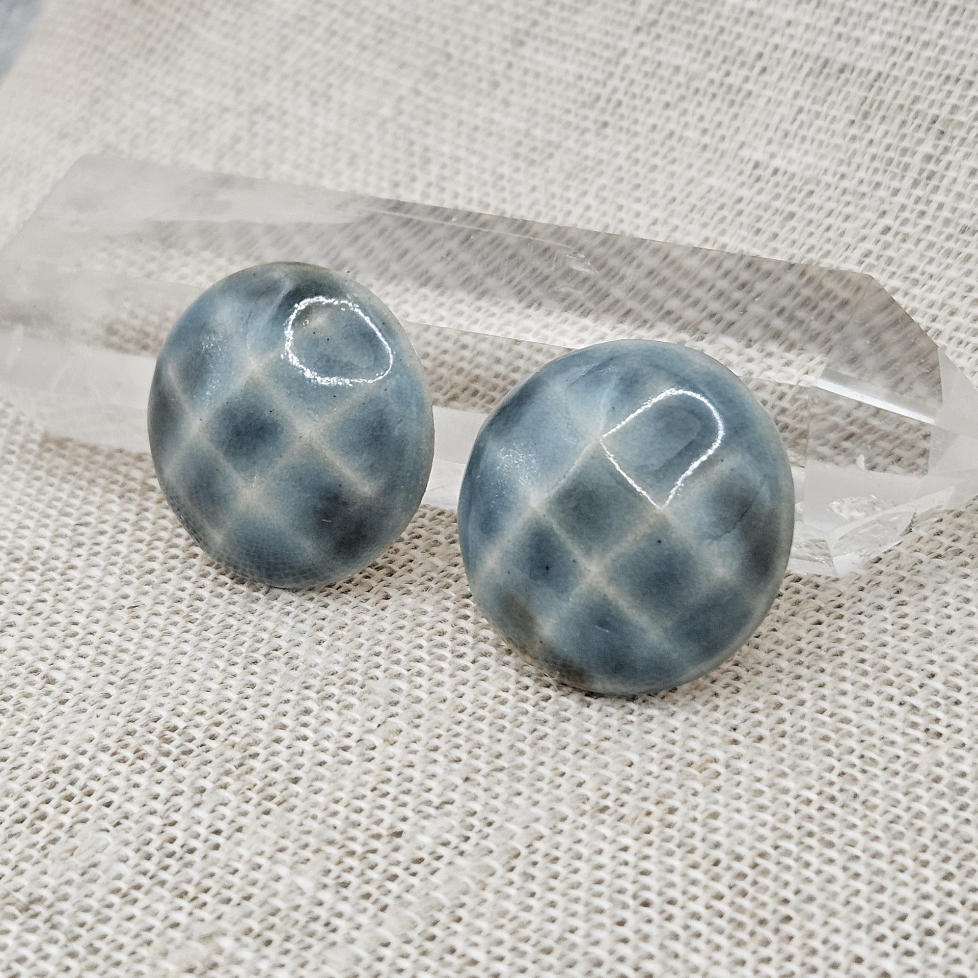 Round Faceted Artisan Ceramic Cabochons, Cloudy Sky, one piece