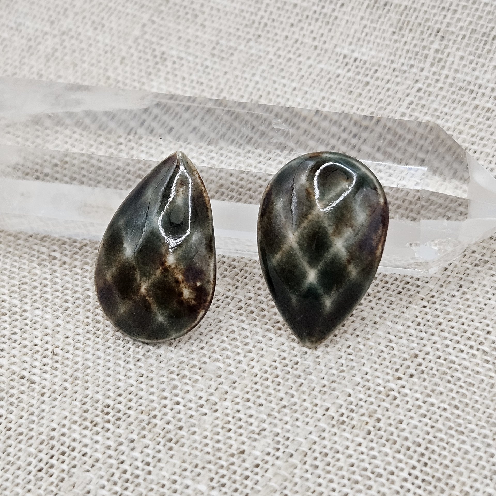 Faceted Drop Artisan Ceramic Cabochons, 25x16mm, Woody Forest, one piece