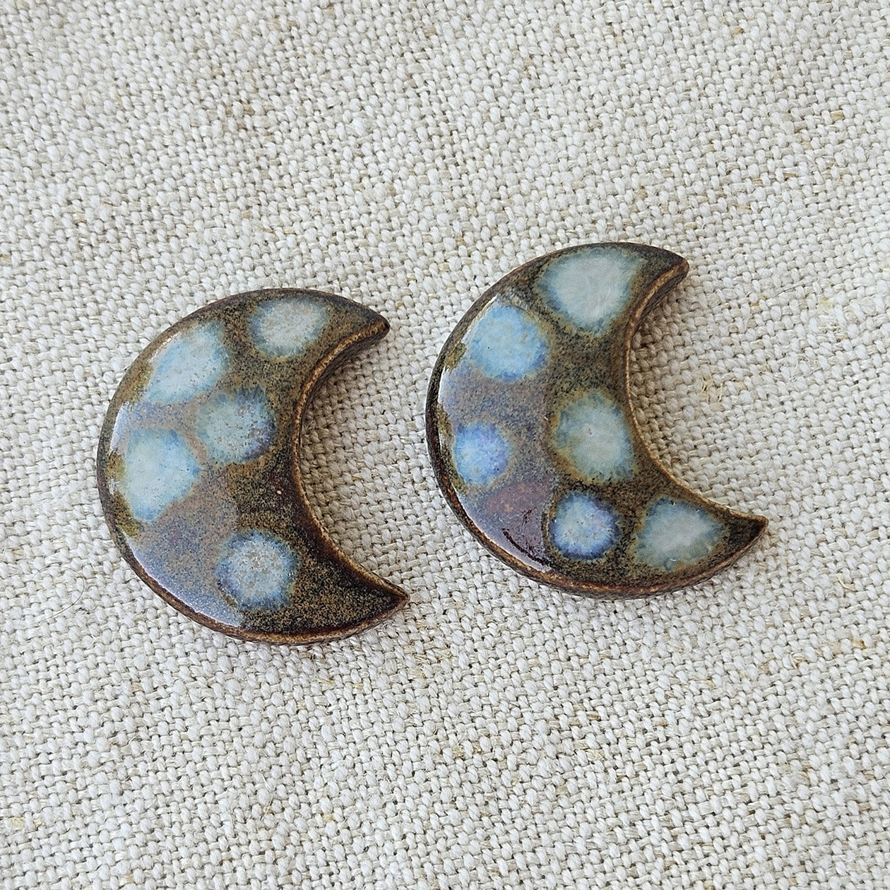 Moon Artisan Ceramic Cabochons, Brown with Whitish Dots, one piece