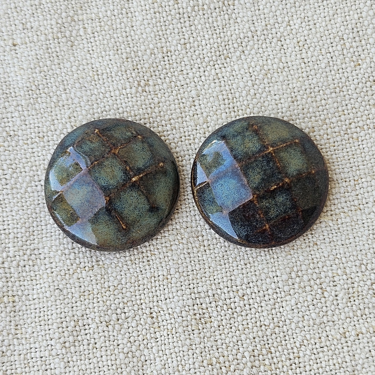 Round Faceted Artisan Ceramic Cabochons, Moss Green Travertine, one piece
